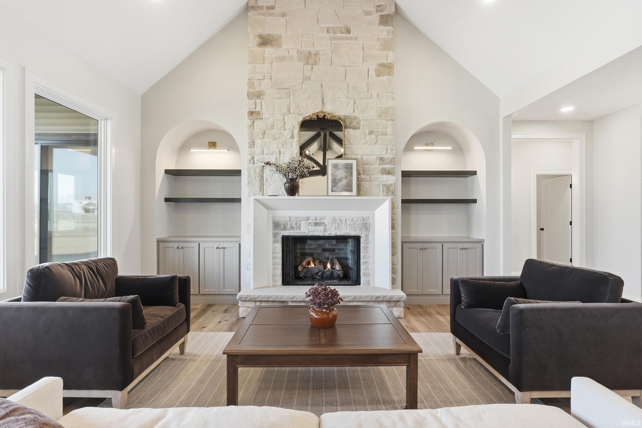 Image of 8550 Artemis Lane