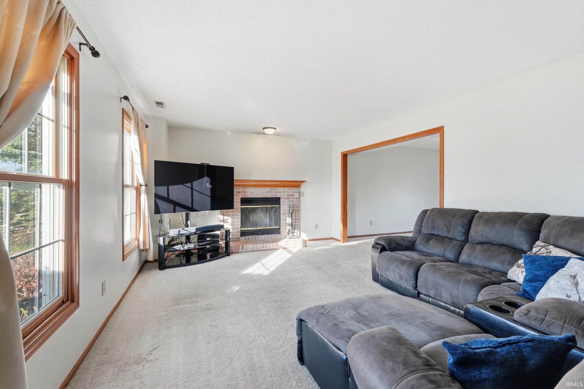 Image of 5310 Goldfinch Lane