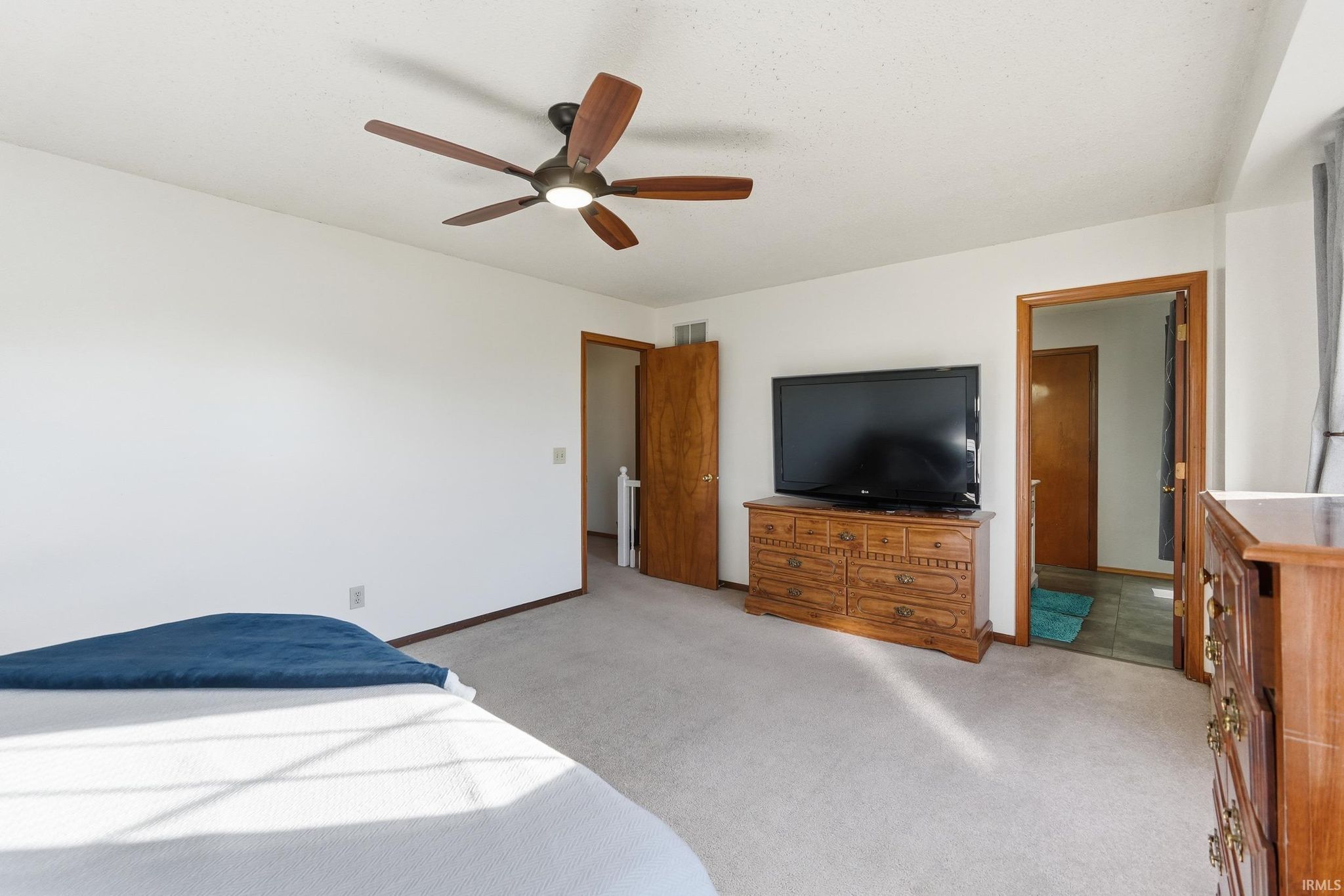 Image of 5310 Goldfinch Lane