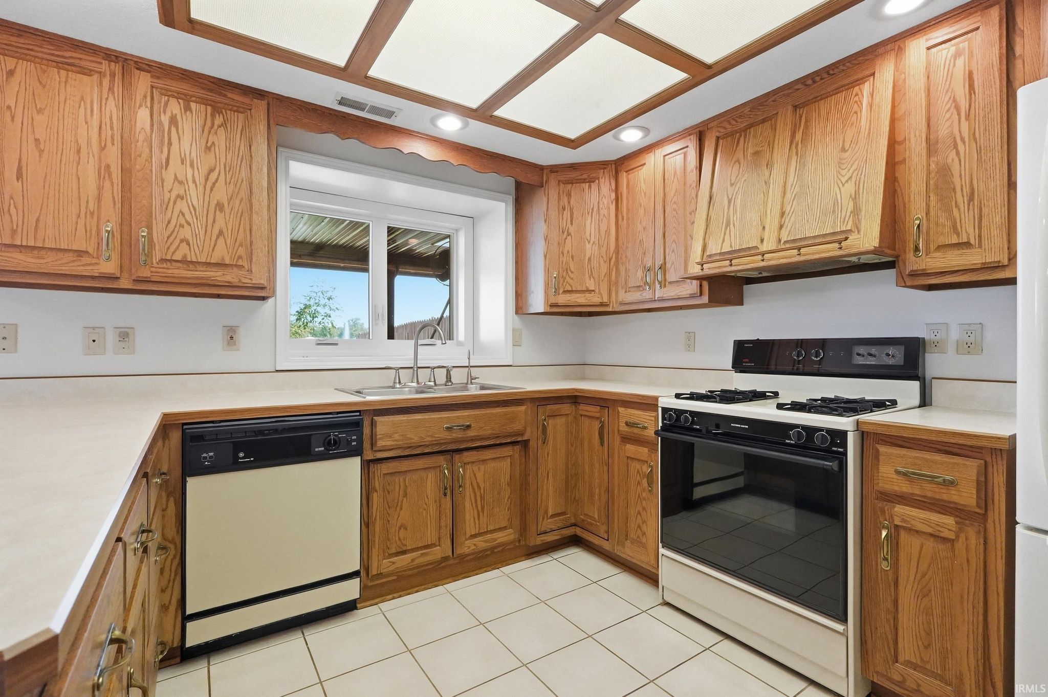 Image of 3930 E Bellefontaine Road