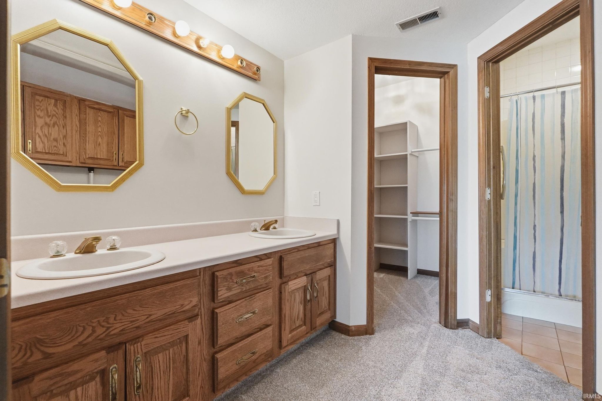 Image of 3930 E Bellefontaine Road