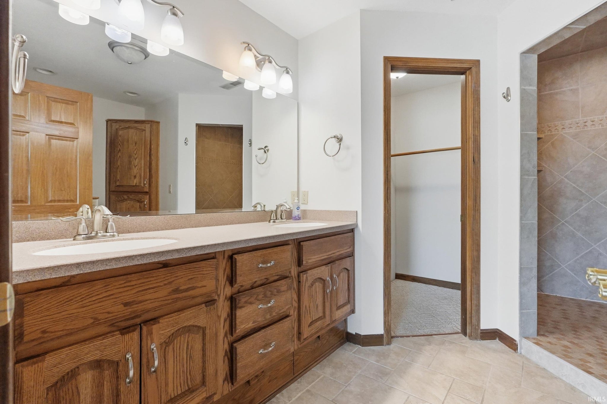 Image of 3930 E Bellefontaine Road