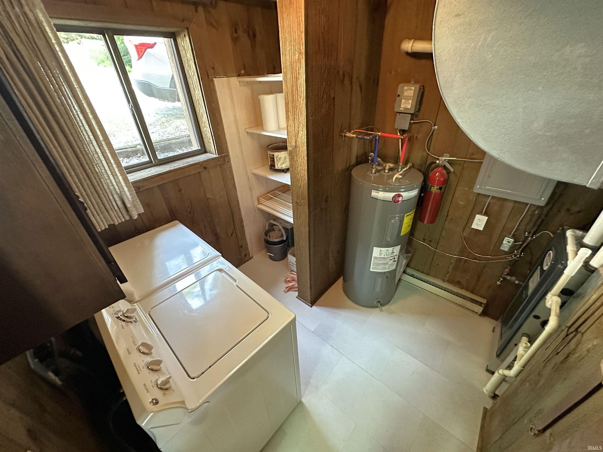 Image of 10318 N 1200 W