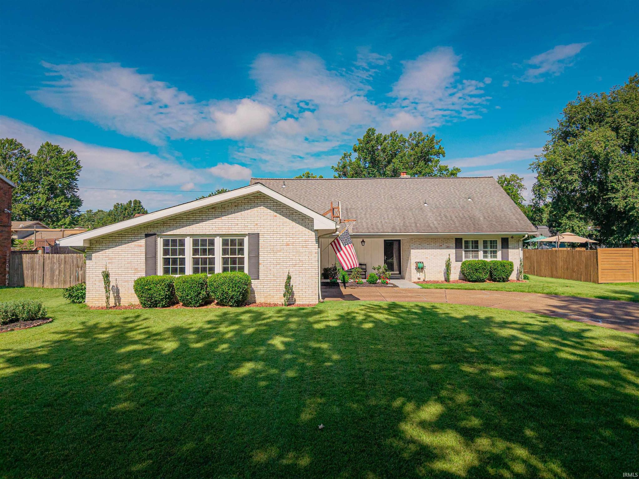 1415 Lark Drive