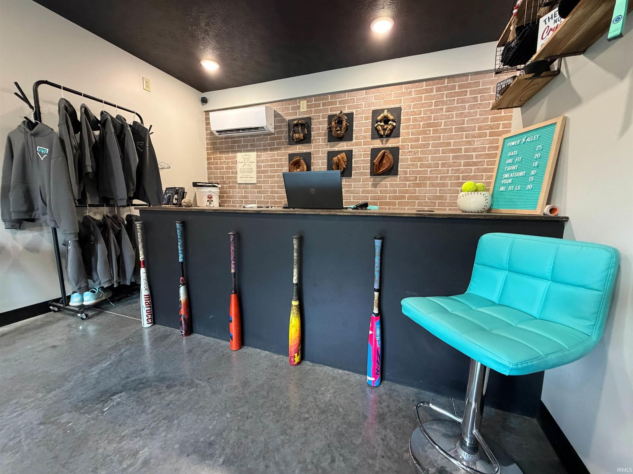 Image of 918 W Warren Street