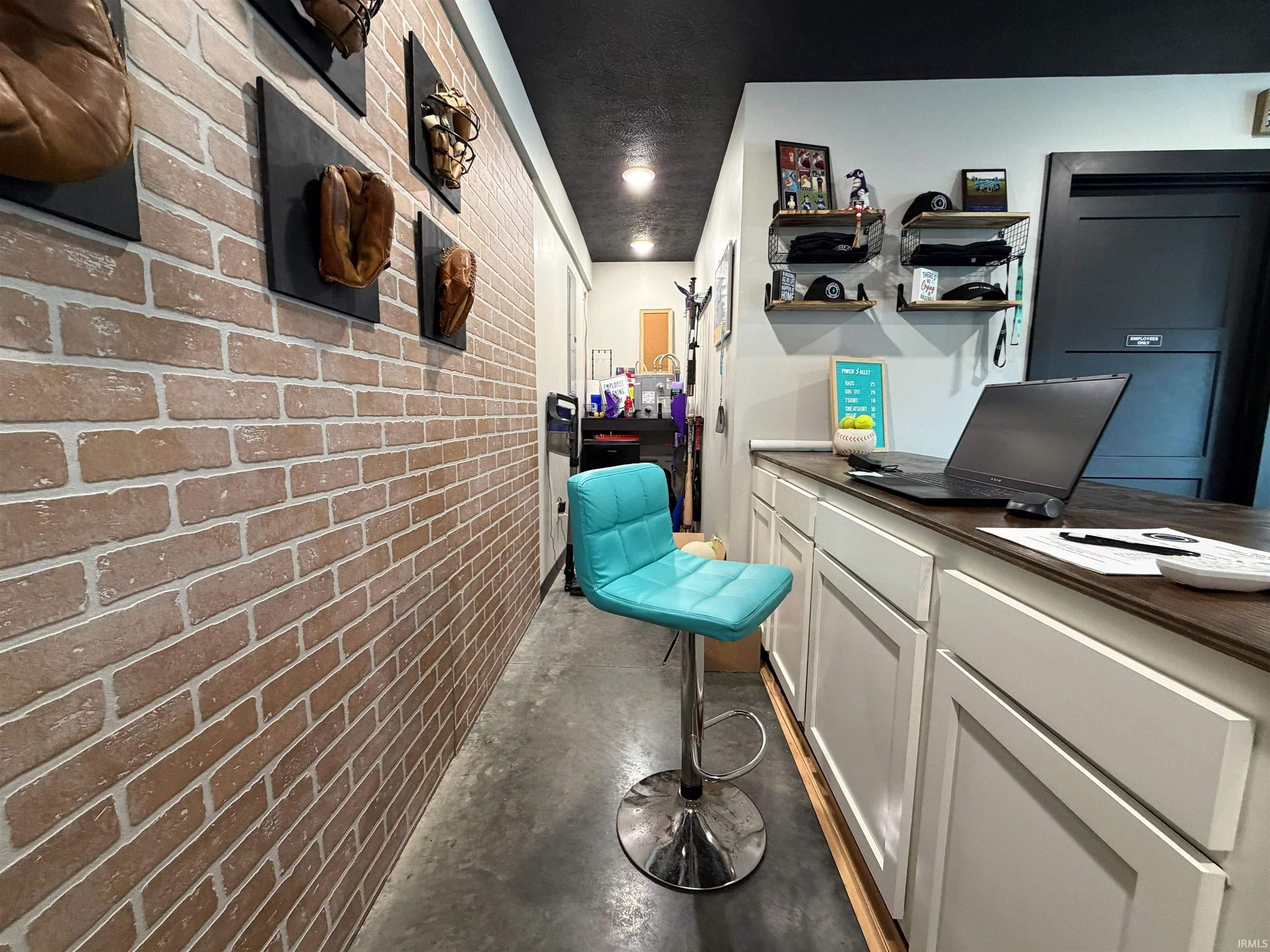 Image of 918 W Warren Street