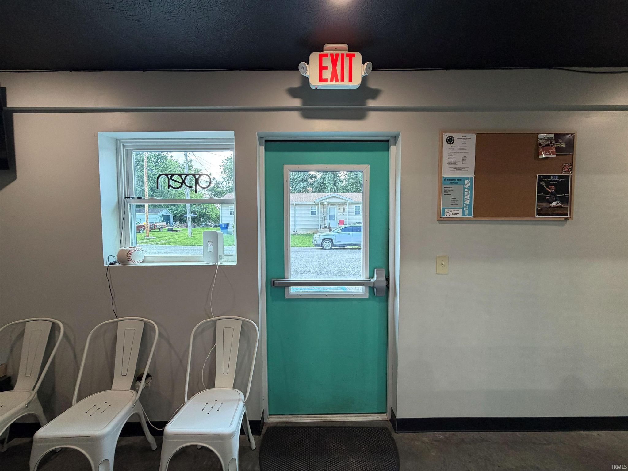 Image of 918 W Warren Street