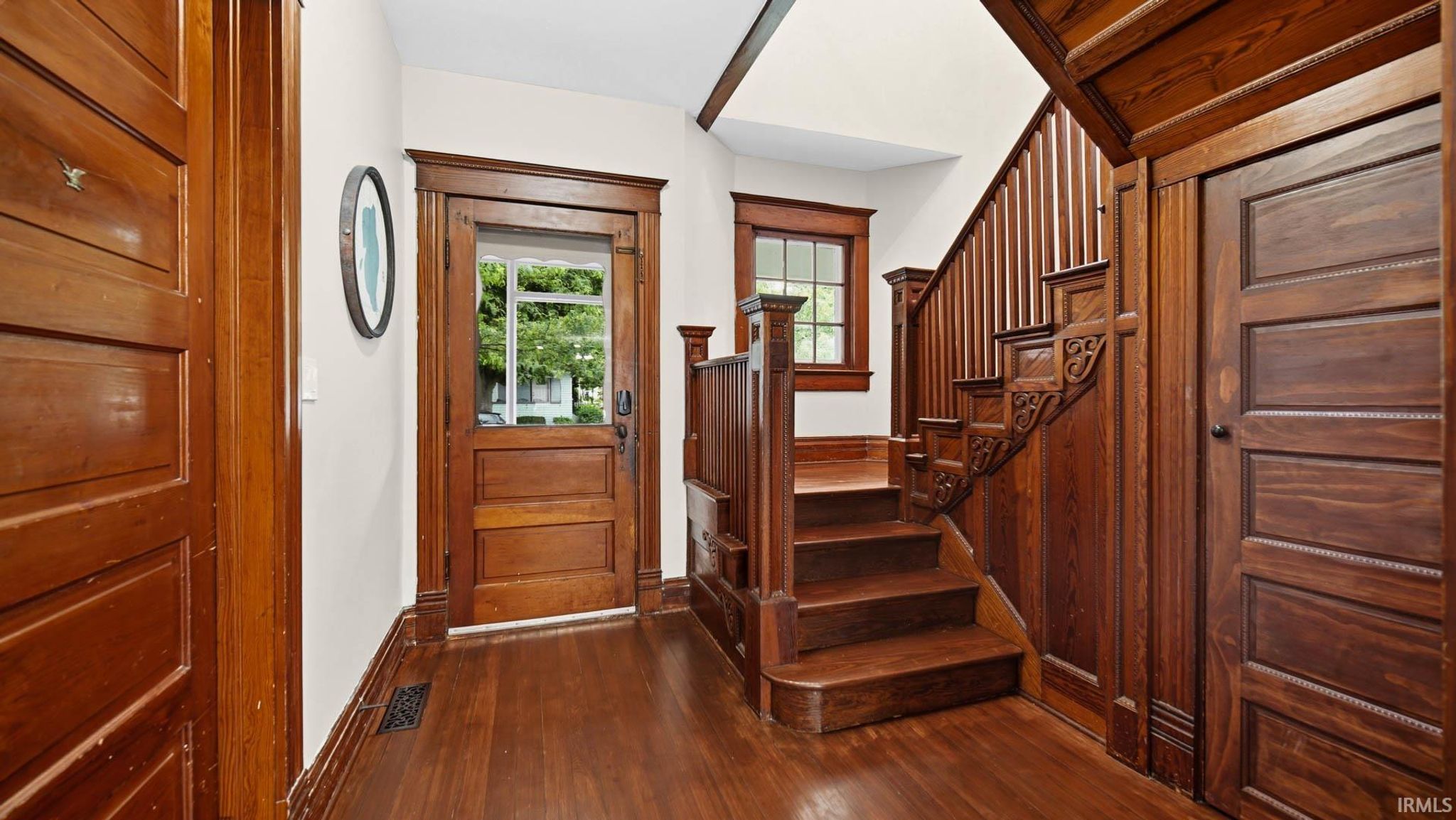 Image of 313 Lakeshore Drive