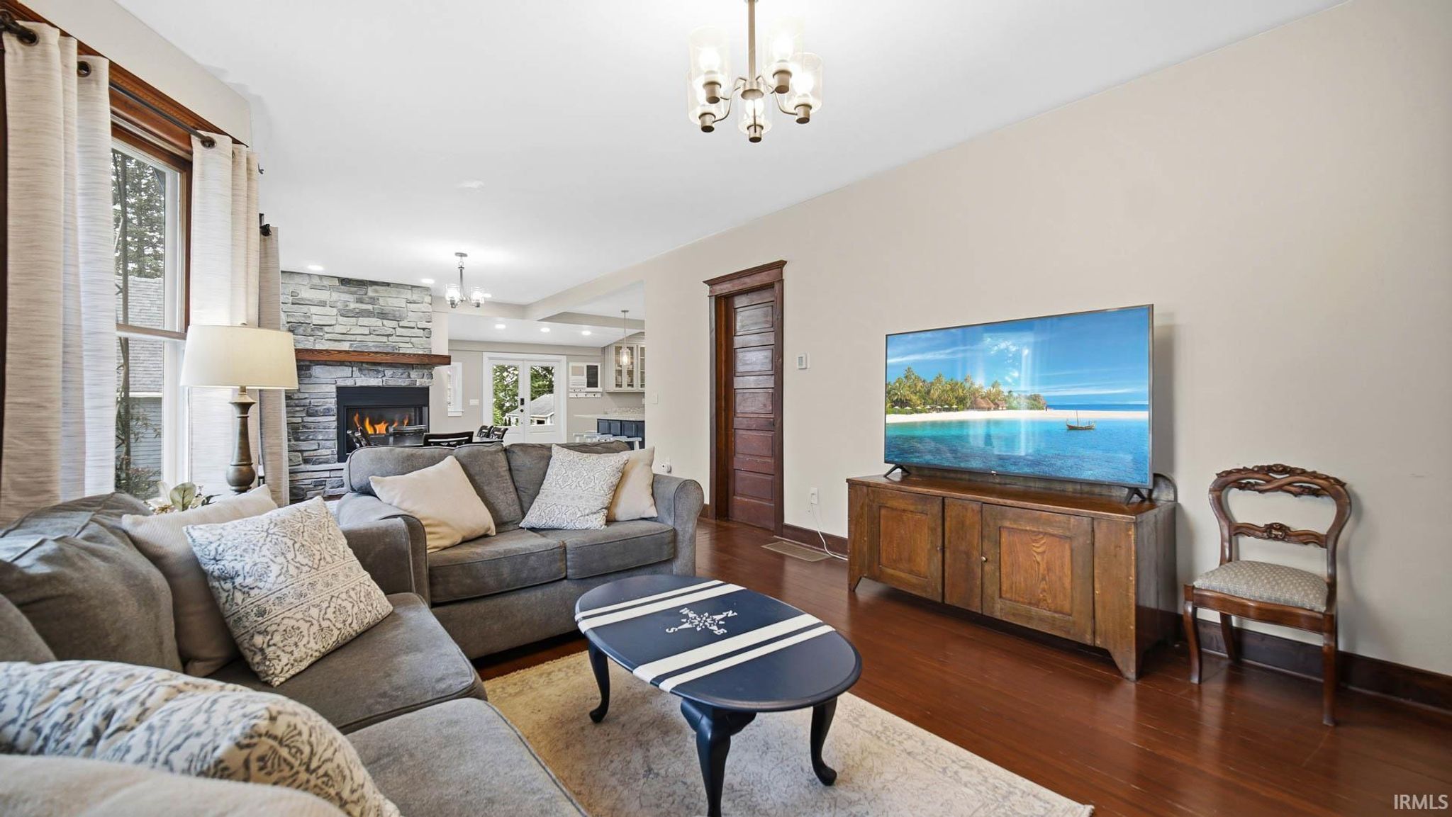 Image of 313 Lakeshore Drive