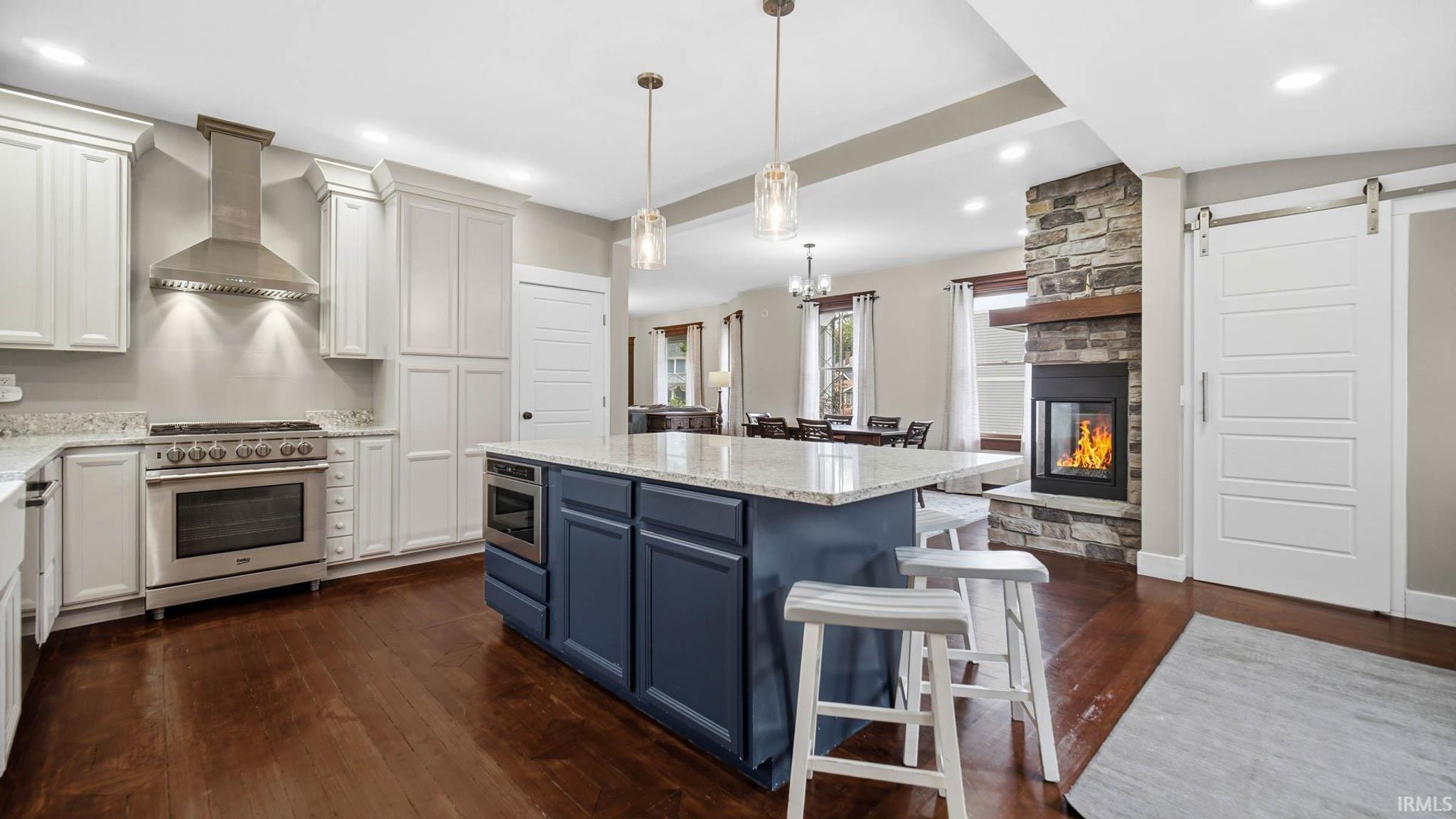 Image of 313 Lakeshore Drive