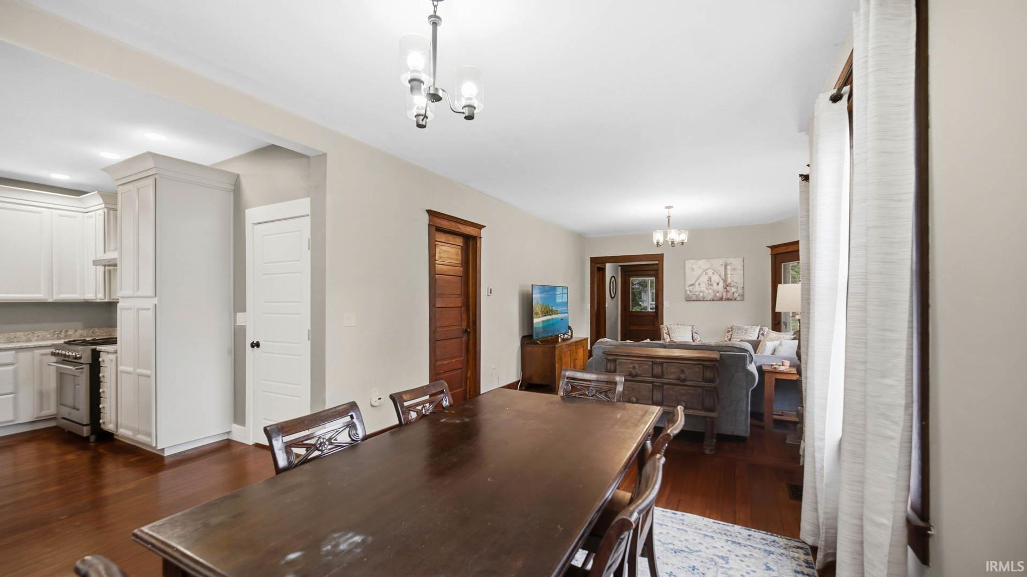 Image of 313 Lakeshore Drive