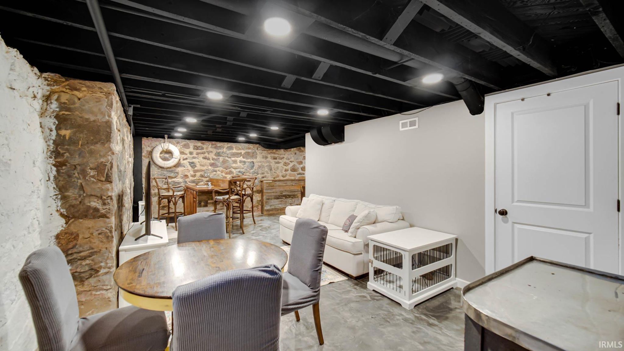 Image of 313 Lakeshore Drive
