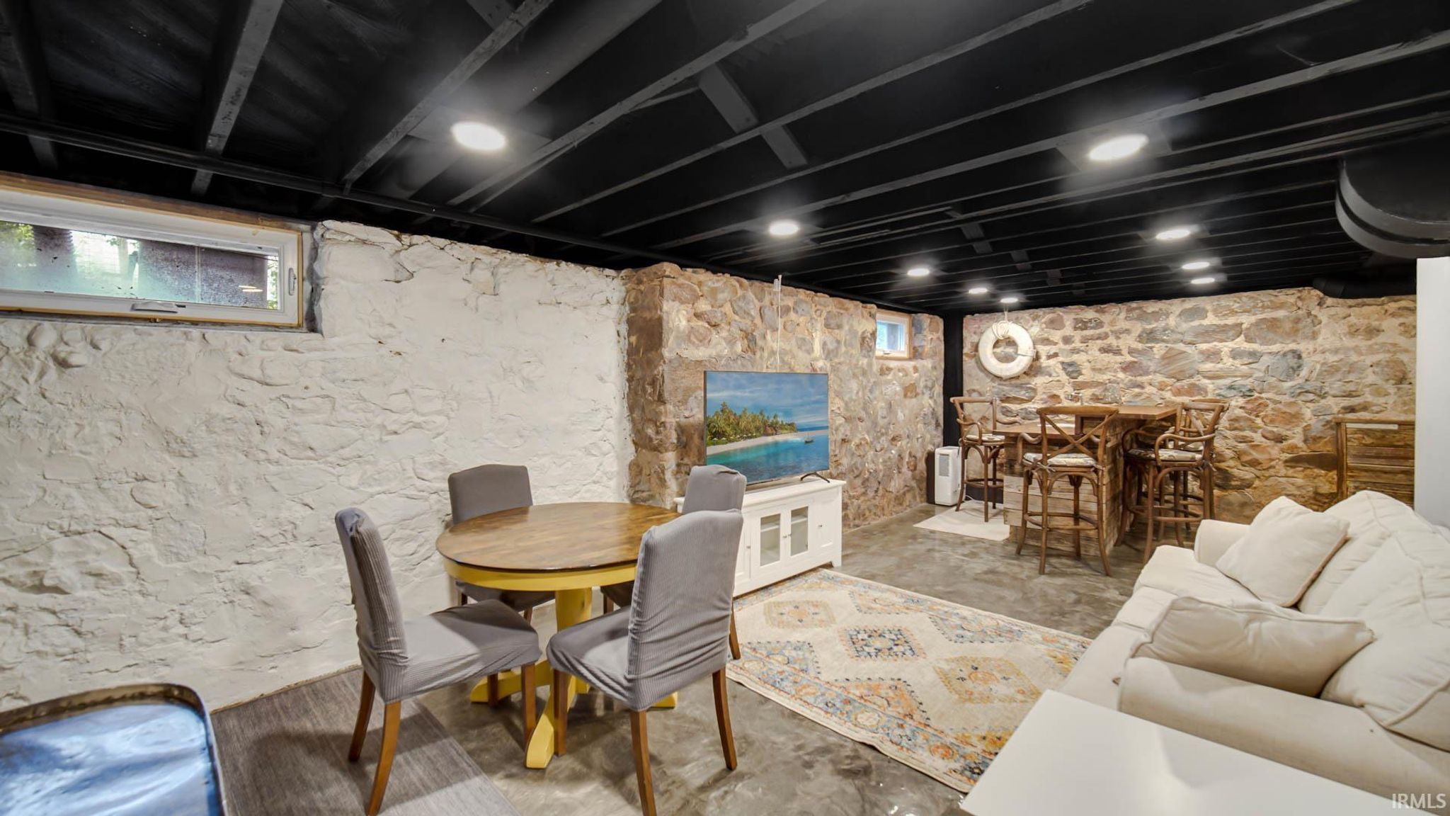 Image of 313 Lakeshore Drive