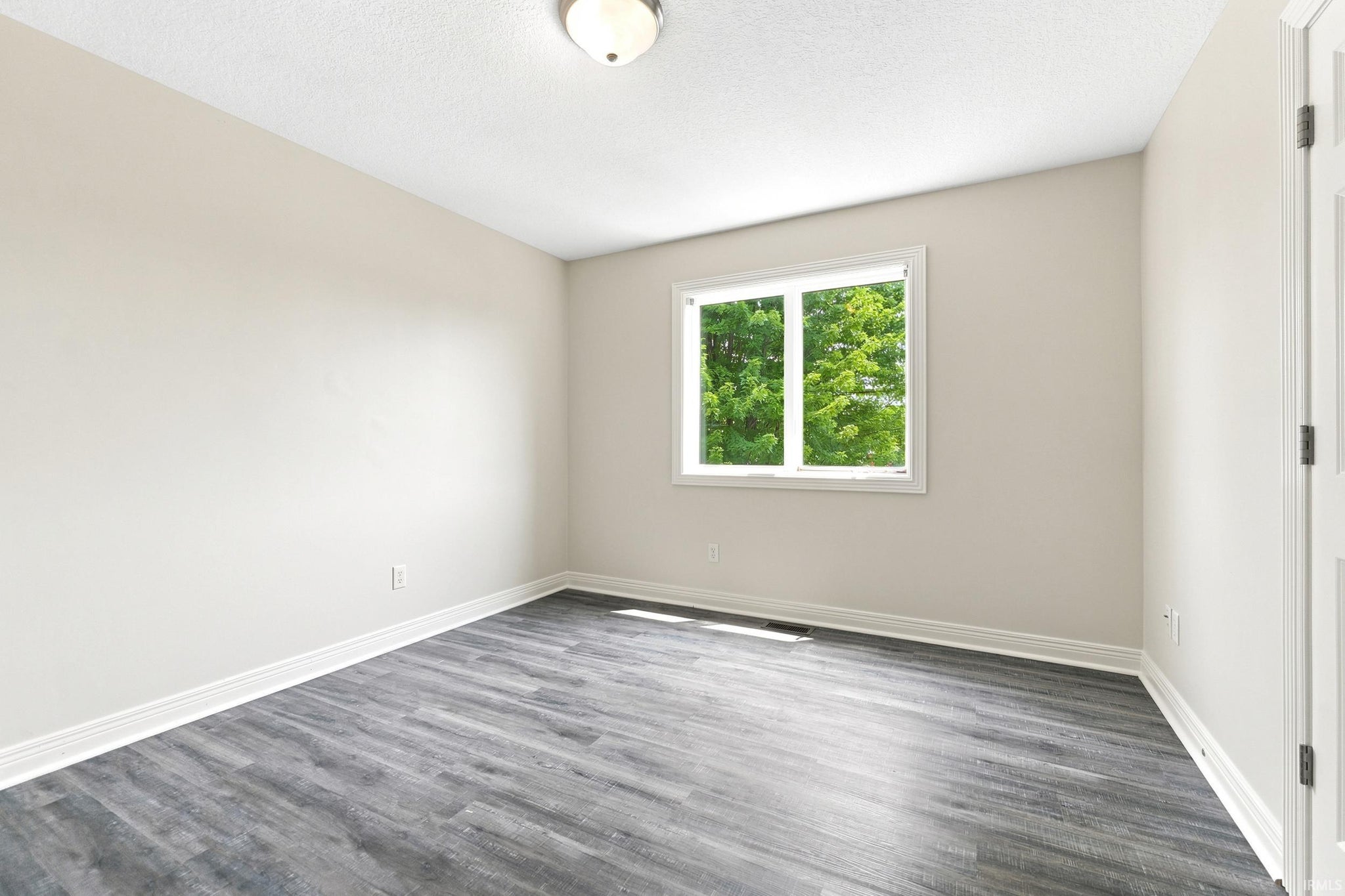 Image of 11631 Railroad Lane