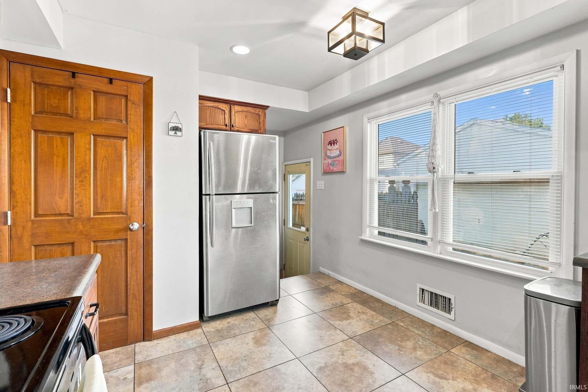 Image of 1014 Shore Drive